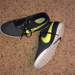 Nike youth soccer turf shoes